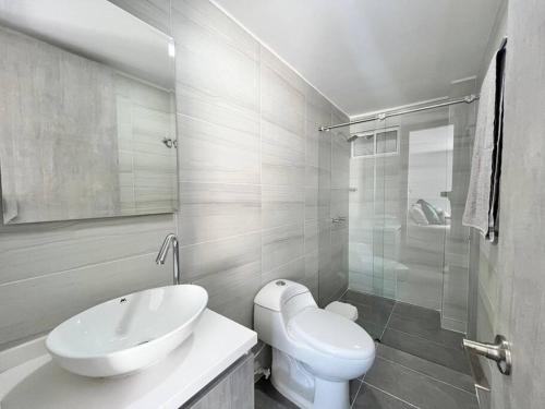 Ένα μπάνιο στο Apartastudio loft en Bucaramanga