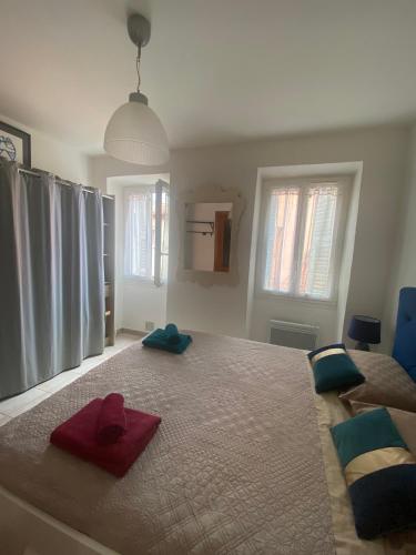 Joli Appart 29m2 en Vieille Ville Menton 2 mins de la mer