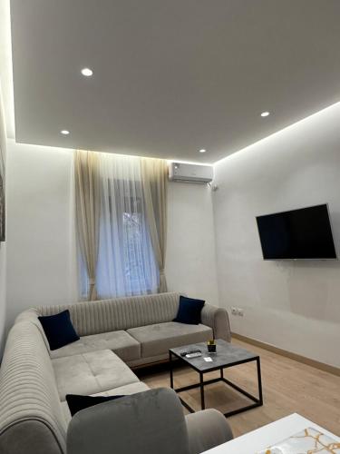 Cozy stay in the heart of Tirana - Image 4