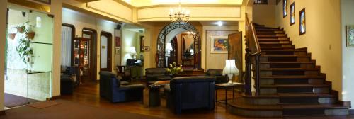 Zona de hol sau recepție la Hotel Aranjuez Cochabamba