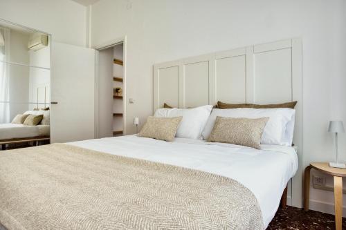 Charme Apartment In Balduina by RHR