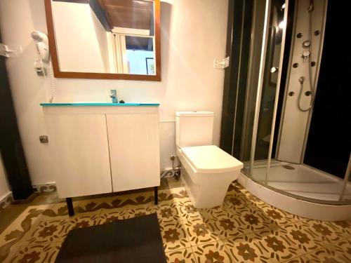 Apartamento de 3 habitaciones en Sants a 2`del metro Badal P9