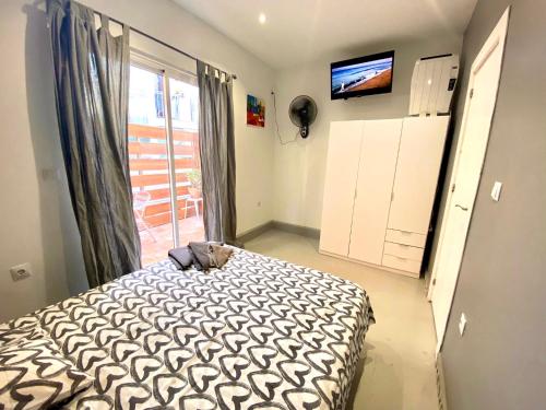 Apartamento de 3 habitaciones en Sants a 2`del metro Badal P9