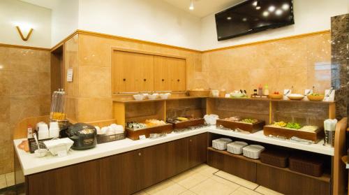 Dapur atau dapur kecil di Toyoko Inn Hokkaido Kitami Ekimae