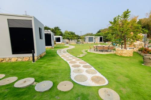 Taman di luar Yuye Shanin CAMPING HUT