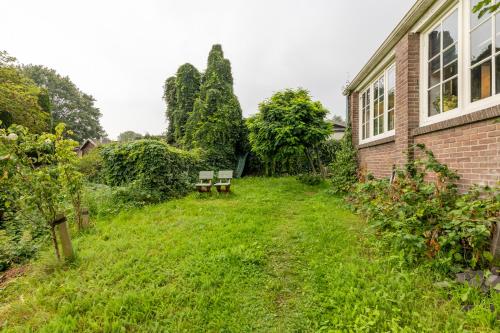 Taman di luar Mooi appartement in Werkplaats