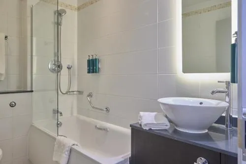 DoubleTree By Hilton Brighton Metropole photo 3