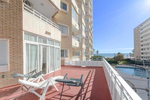 Ronda 3 con enorme terraza soleada.