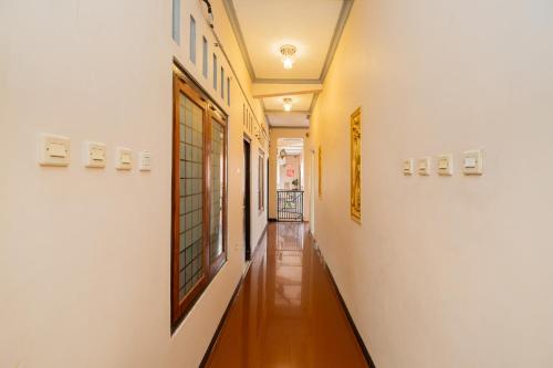 Φωτογραφία από το άλμπουμ του RedDoorz near Kampung Inggris Pare σε Pare