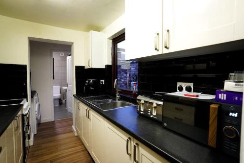 Gallery image of 2BR Home W/ en-suite toilet, Town Centre Ipswich. in Ipswich
