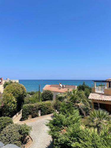 RESIDENCE LA PLAGE Pieds dans l'eau Belle Vue mer