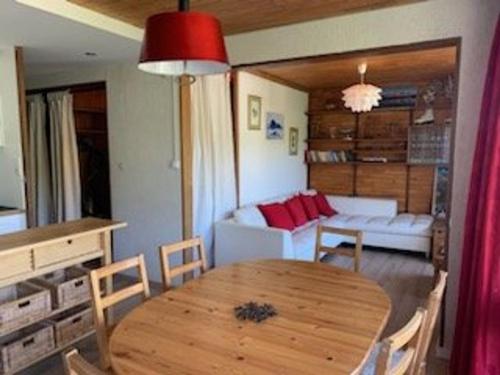 Photo de la galerie de l'établissement Appartement cosy 6 pers au cœur de Vars Les Claux, à deux pas des pistes et commerces - FR-1-330B-29, à Vars