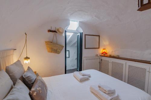 Gallery image of Casa Poupitta - 10 personnes - 5 chambres en suite - piscine in Sant Lluis