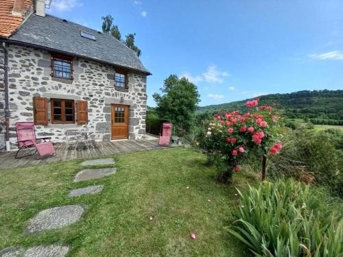 Gîte Neussargues en Pinatelle, 3 pièces, 4 personnes - FR-1-742-111