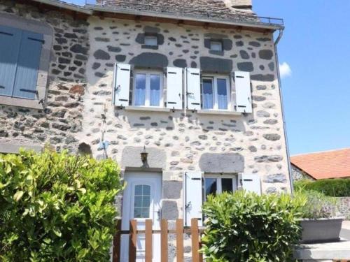 Gîte Neussargues en Pinatelle, 3 pièces, 4 personnes - FR-1-742-181