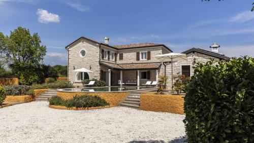 Villa Lux. Ema – Photos 5