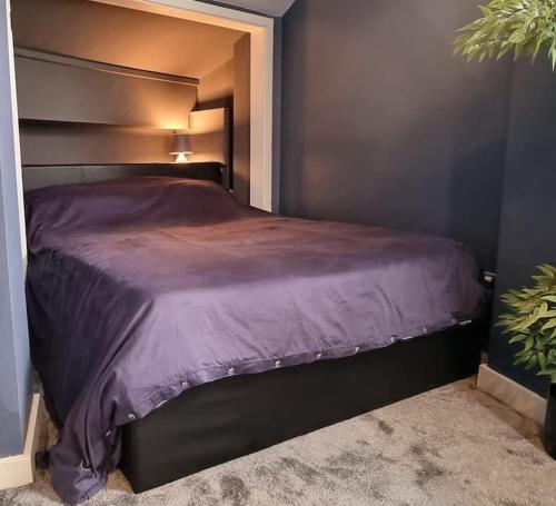 Кровать или кровати в номере Naughty Shades of Brighton