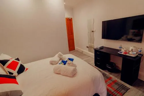 Mayfield Suites photo 53