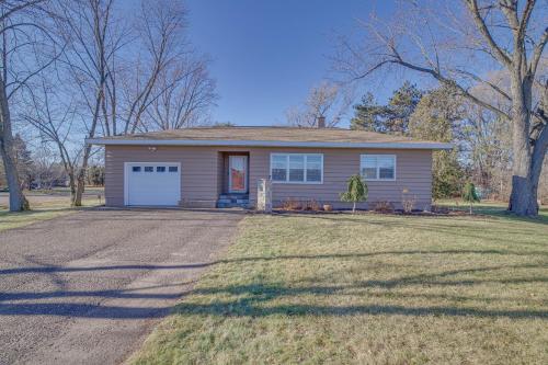 Gallery image of Chippewa Falls Vacation Rental 6 Mi to Eau Claire in Chippewa Falls
