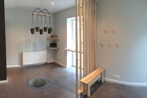 Photo de la galerie de l'établissement Gîte Ô 29 #CONTAINER POOL#JACUZZI#, à Namur