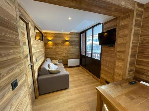 Appartement rénové avec balcon skis aux pieds à Tignes