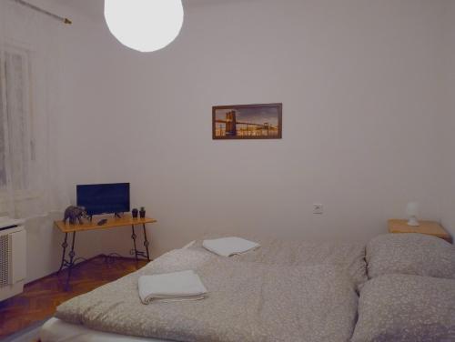 Postel nebo postele na pokoji v ubytování Róza Vendégház