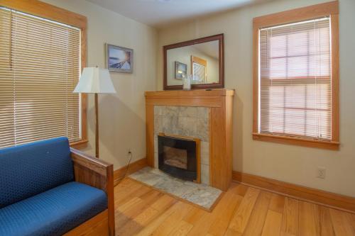Φωτογραφία από το άλμπουμ του Stay In Ohiopyle in town by the GAP trail, hot tub σε Ohiopyle