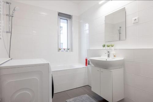 Ванная комната в BB Apartment - 2BR with parking close to centre