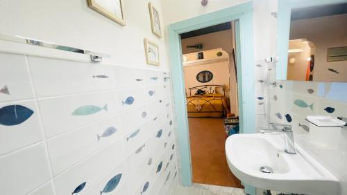 Un baño de Gaudì Art Room Studio Apartment