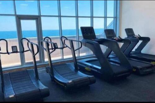Γυμναστήριο ή/και όργανα γυμναστικής στο Amazing Beachfront Holiday Home