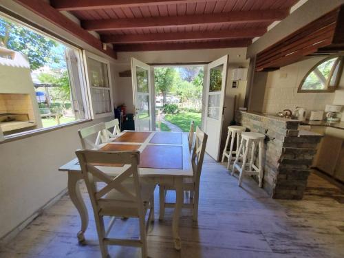Η κουζίνα ή μικρή κουζίνα στο Cabañas Mi Lugar