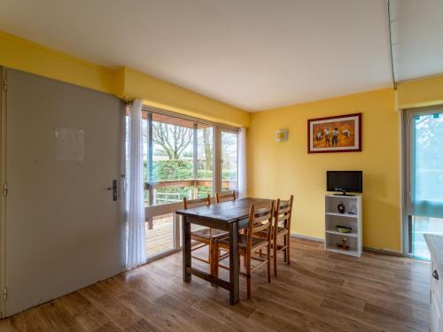 Chalet cosy pour 4 pers à Mimizan, proche plages et pistes cyclables, classé 2 étoiles - FR-1-50-108