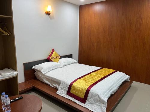Katil atau katil-katil dalam bilik di Hotel Stylish Tân Khai