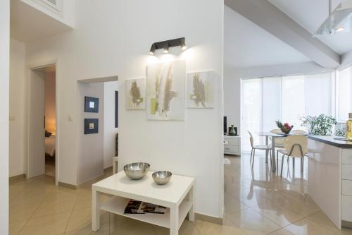 Adorable Holiday House Lilla-with pool-near Old Town Labin