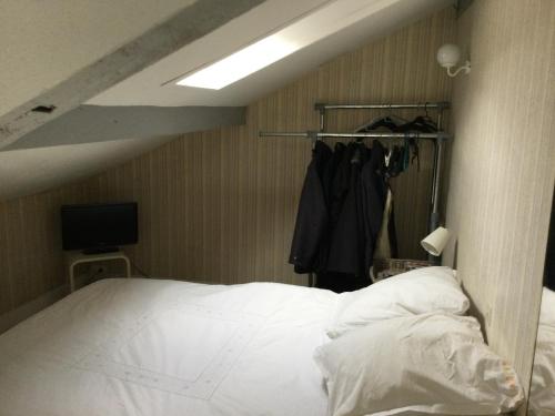 Photo de la galerie de l'établissement Charmante petite maison typique Royan JUILLET Location minimum 7 jours Pas de court séjour, à Saint-Georges-de-Didonne