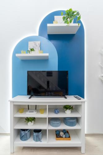 Déja Blue Old City Center studio.