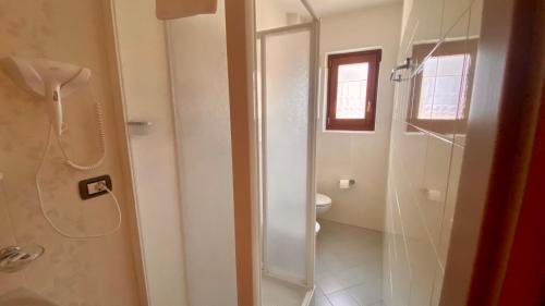 Koupelna v ubytování Casteluce Hotel Funivie