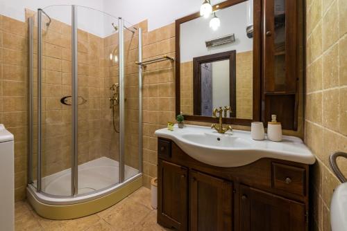 Apartment Talir