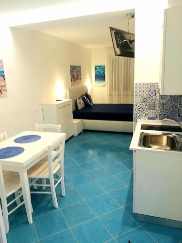 Η κουζίνα ή μικρή κουζίνα στο A due passi dal mare (ciliegio)