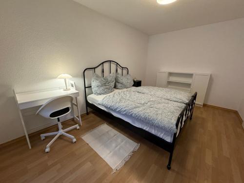 Кровать или кровати в номере Chic und Charme