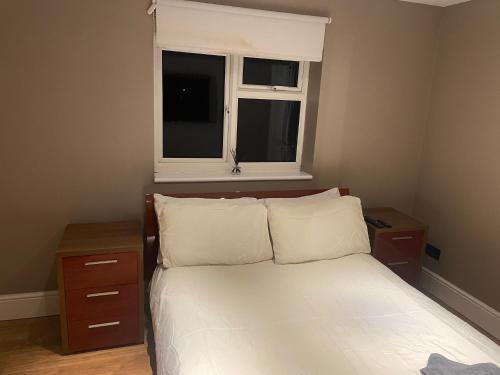 Posteľ alebo postele v izbe v ubytovaní Bedroom 4