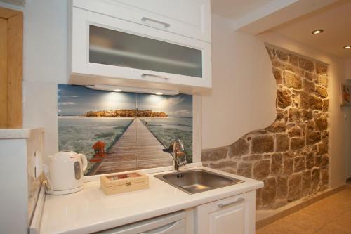 House Sandra 2