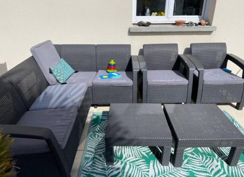 Photo de la galerie de l'établissement Villa moderne avec piscine, à Thorigny-sur-Marne