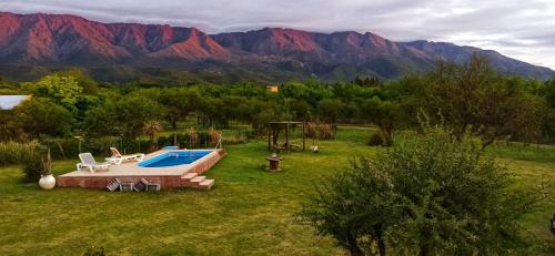 Cabaña exclusiva con vista a las sierras