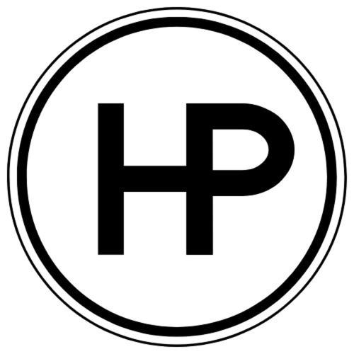 a black and white circle with the letter h at Hotelli Posti in Äänekoski
