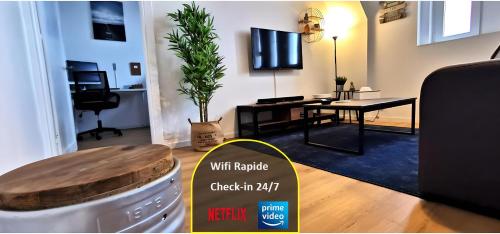Foto Reims Appart - Idéal pour Pro en déplacement *Wifi rapide *Vue panoramique *Parking facile 1
