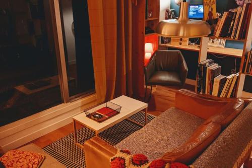 La Colonie // Cosy - terrasse - Butte aux cailles