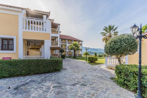 Elpida Hotel