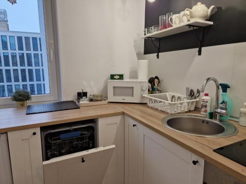 Cucina o angolo cottura di Krolewska Centrum apartament 4X