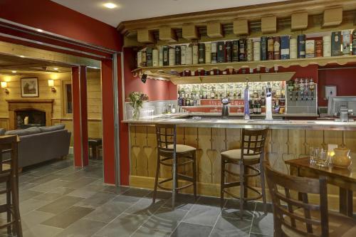 Lounge atau bar di All Seasons Philipburn, BW Signature Collection